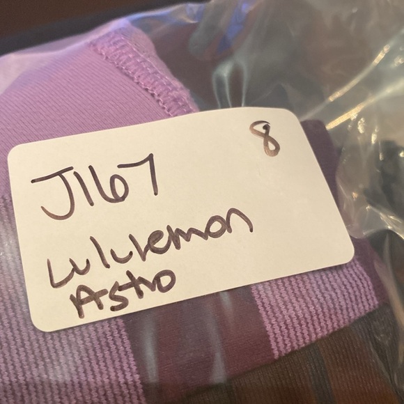 Lululemon Astro Pant (Regular) Full-On Luon Black / Deep Zinfandel / Purple Sz 8 - Picture 7 of 7